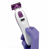 3M Pivoting Head Surgical Clipper 9661L Pivoting Head Surgical Clipper 9661L