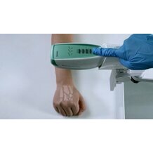 Use of the VEINCAS V800F Vein Finder